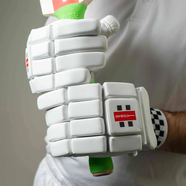 Gray Nicolls Prestige Batting Gloves