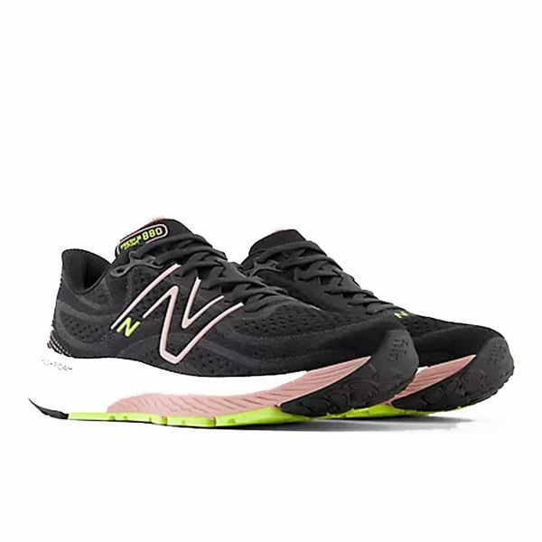New Balance Women’s X 880 v13 Shoe