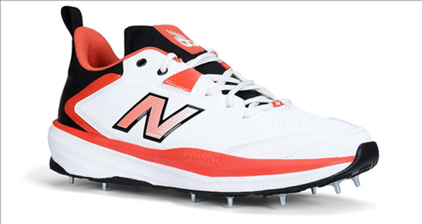 New Balance 4030v6 Cricket Shoes (2E)
