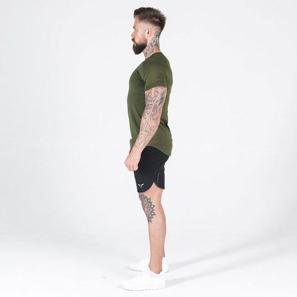 Squat Wolf Men’s Statement Tee