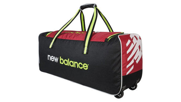 New Balance TC560 Cricket Junior Wheelie