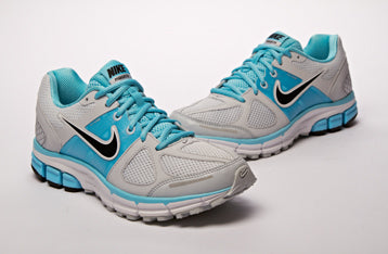 NIKE WOMENS 443802-007 AIR PEGASUS +28