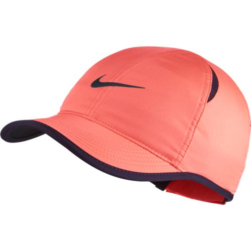 NIKE WOMEN'S FEATHERLIGHT CAP MANGO