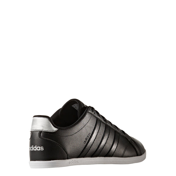 Baskets NOIRES ADIDAS Coneo QT