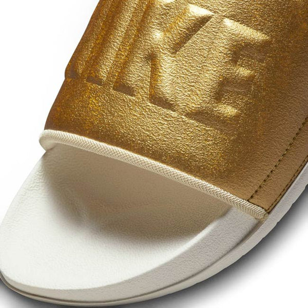 Nike Offcourt Women's Slide Aug 2022