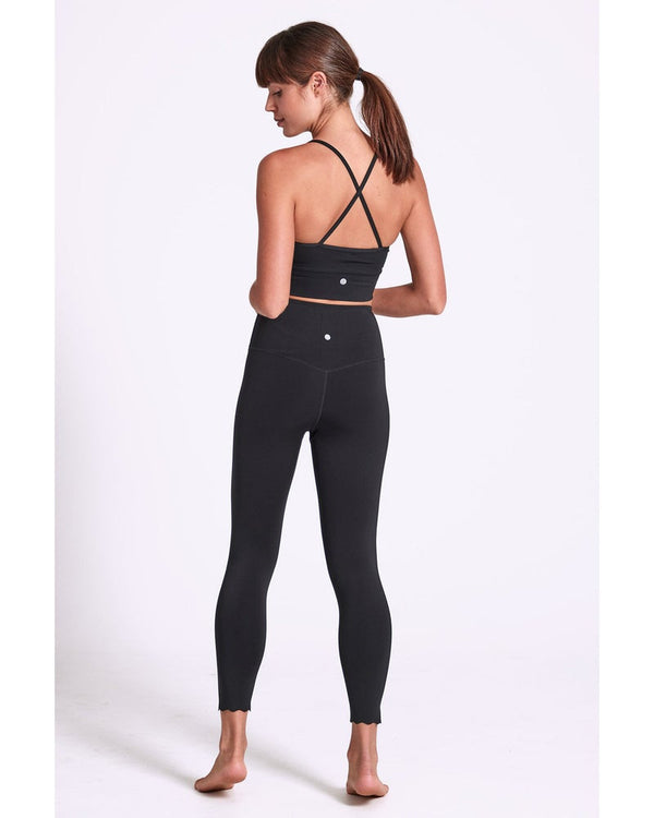 Dharma Bums Scallop Legging 7/8 CL 2023
